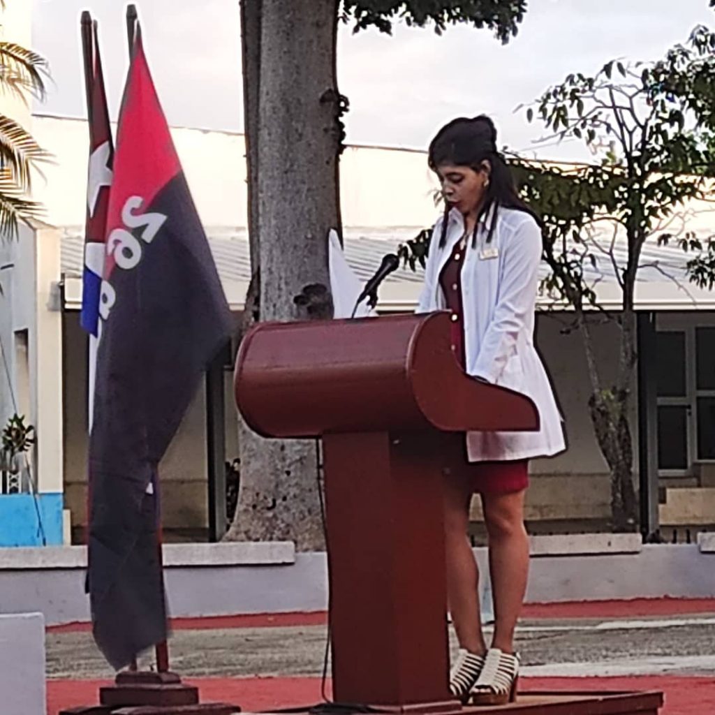Afianzar el desarrollo de nuestro proyecto social es el rol de la juventud dentro de la Revolución, ratificó la joven doctora Lisbetty Pérez. 