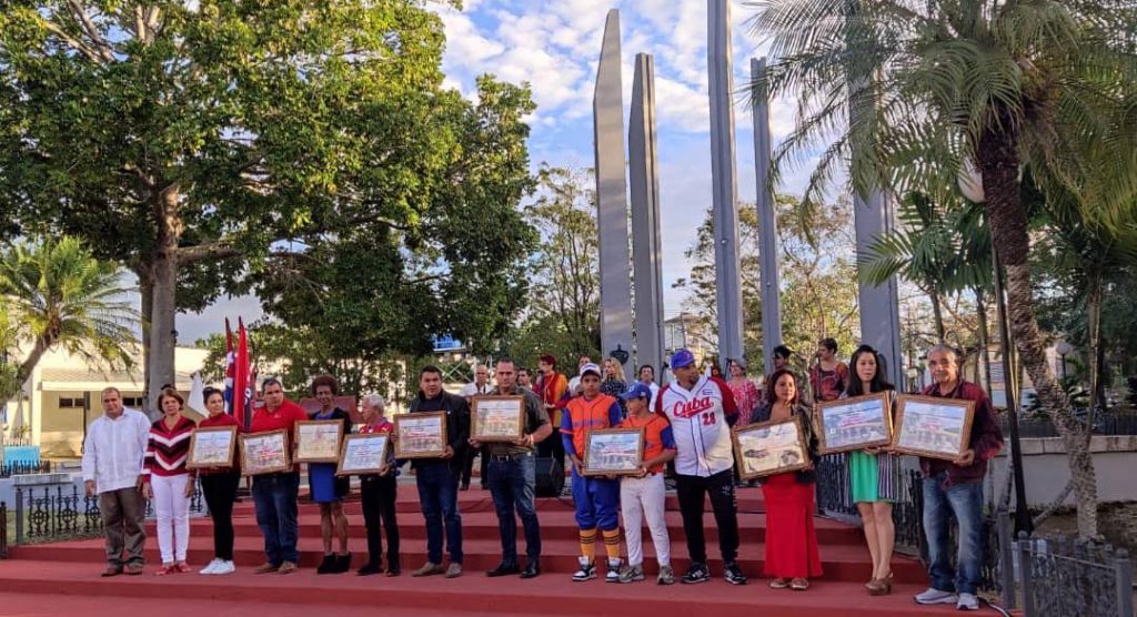 Un grupo de entidades y organismos fueron reconocidos por su desempeño en distintos frentes de labor.