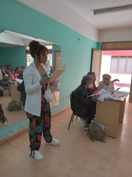 Reconocidos escritores espirituanos conformaron los jurados del encuentro. (Foto: Tomada del Facebook de Cultura espirituana)