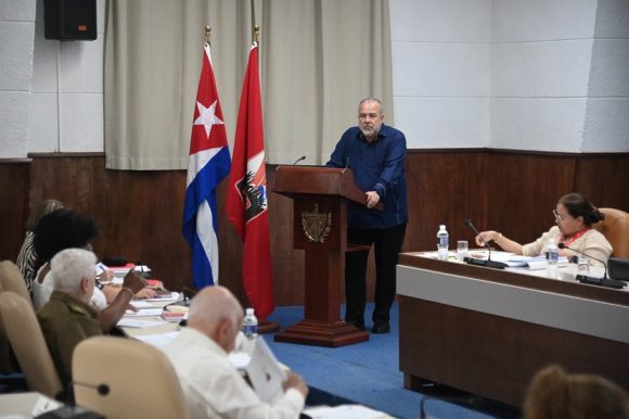 Desde el Gobierno se mantiene la “más profunda insatisfacción al no lograr los esperados en los asuntos más sensibles que afectan a nuestro pueblo”, estimó Marrero. (Foto: Estudios Revolución)