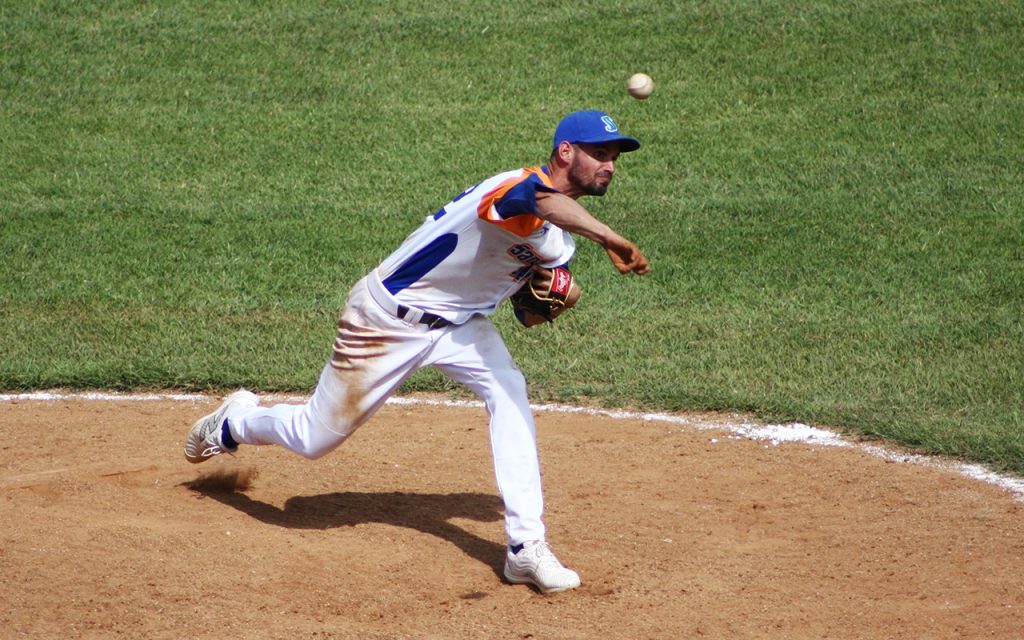 Mauris logró su quinto salvamento de la campaña.