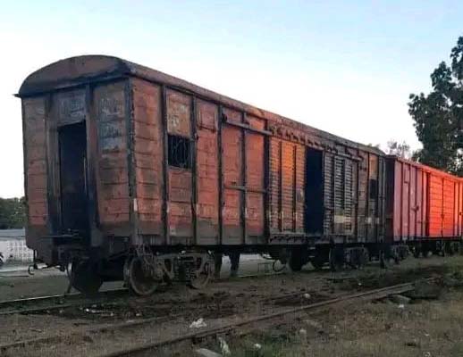 El incendio fue controlado con el apoyo de los bomberos y vecinos de la zona.