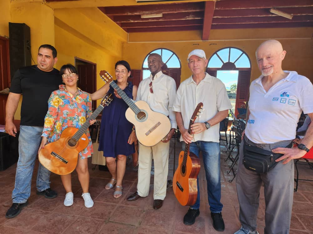 Funcionarios de la Delegación del Instituto Cubano de Amistad con los Pueblos (ICAP) en Sancti Spíritus fueron testigos del gesto solidario.