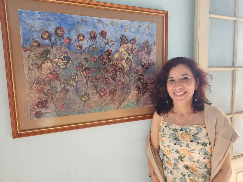 El Alma en Espiral: Una Artista Despierta la Biblioteca de Sancti Spíritus