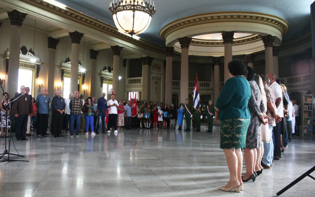 La ceremonia se realizó este miércoles en la Biblioteca Provincial Rubén Martínez Villena.