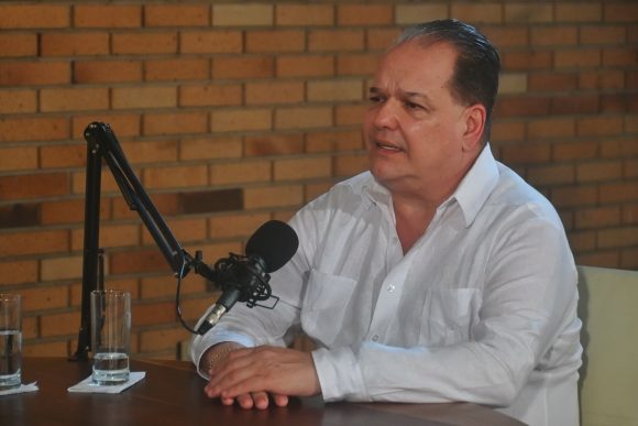 Doctor Enrique Alemán, líder del proyecto sociocultural y religioso Quisicuaba.